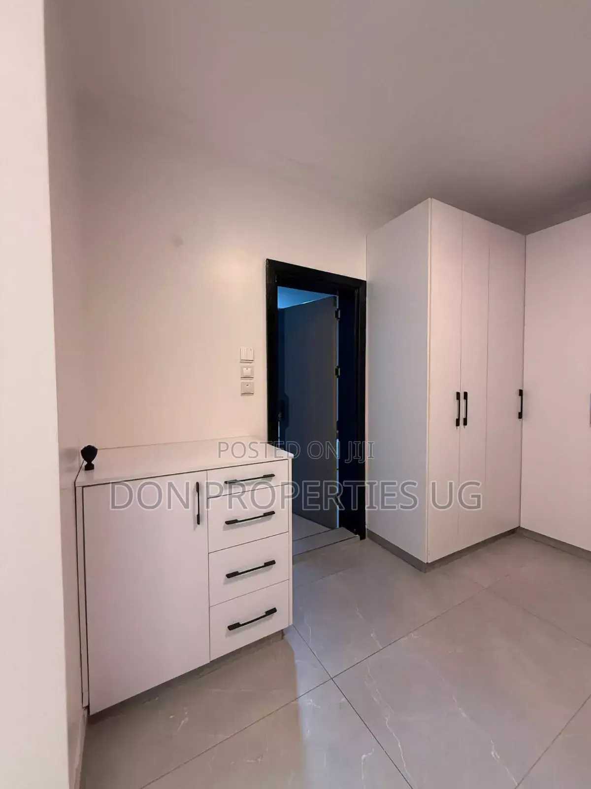 3bdrm Apartment in Kansanga, Central Division for rent