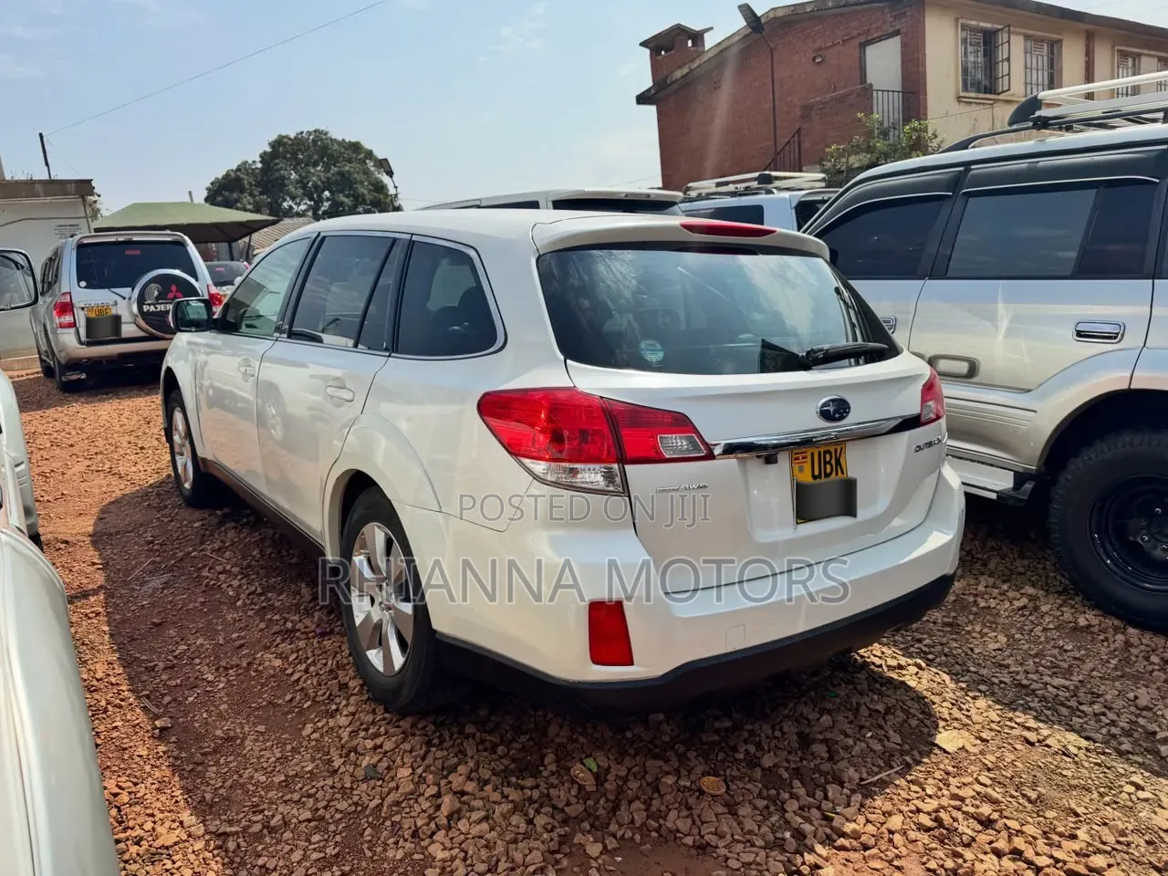 Subaru Outback 2012 White