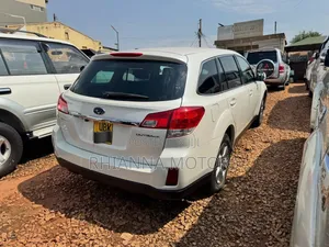 Subaru Outback 2012 White