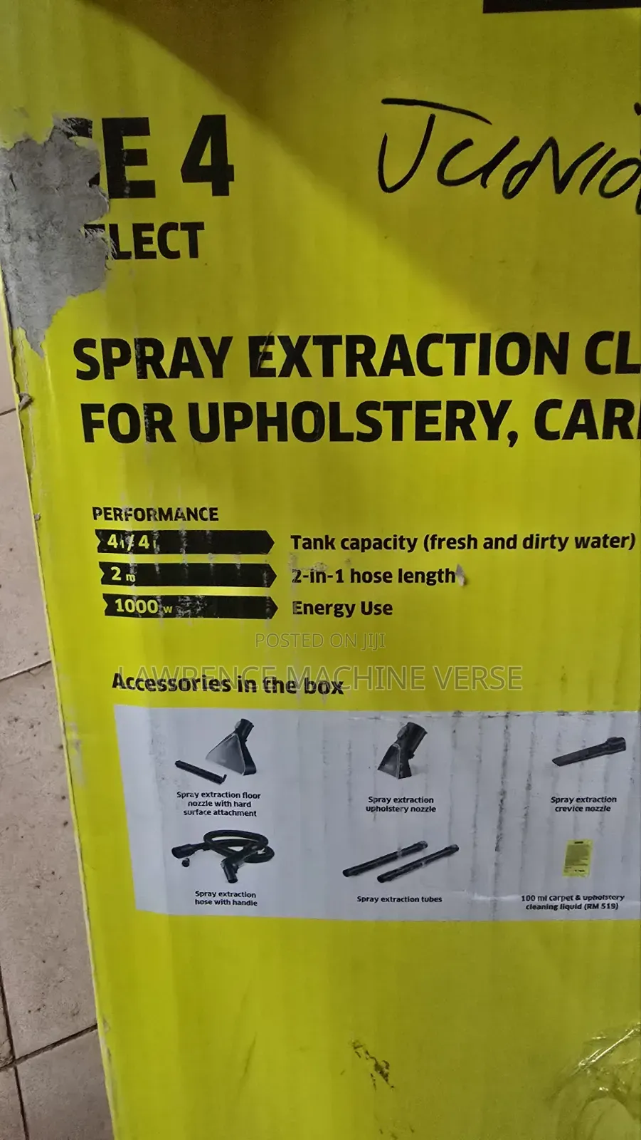 Spray Extraction Cleaner and Vacuuming Karcher