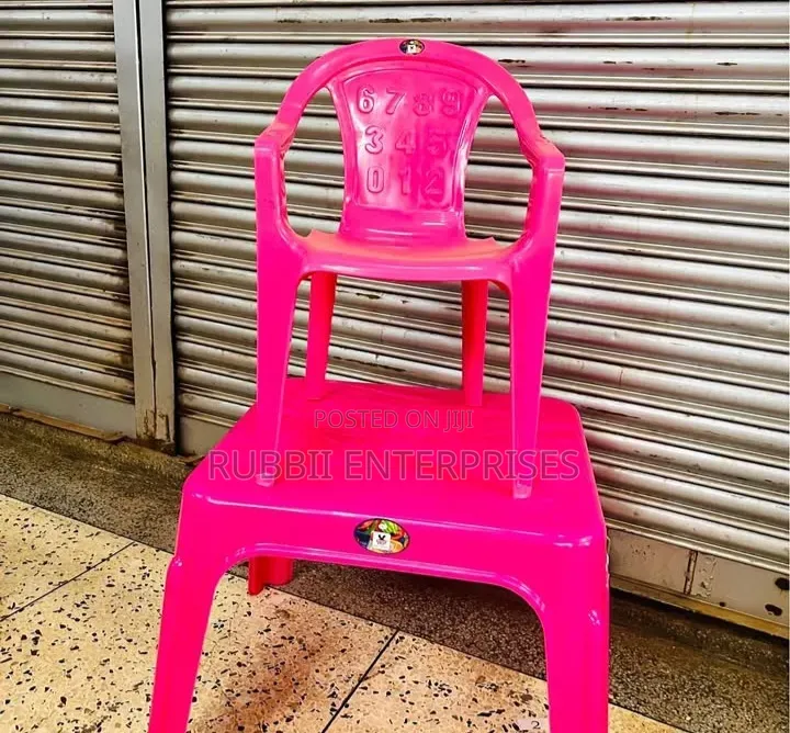 1 Kids Table + 1 Chair