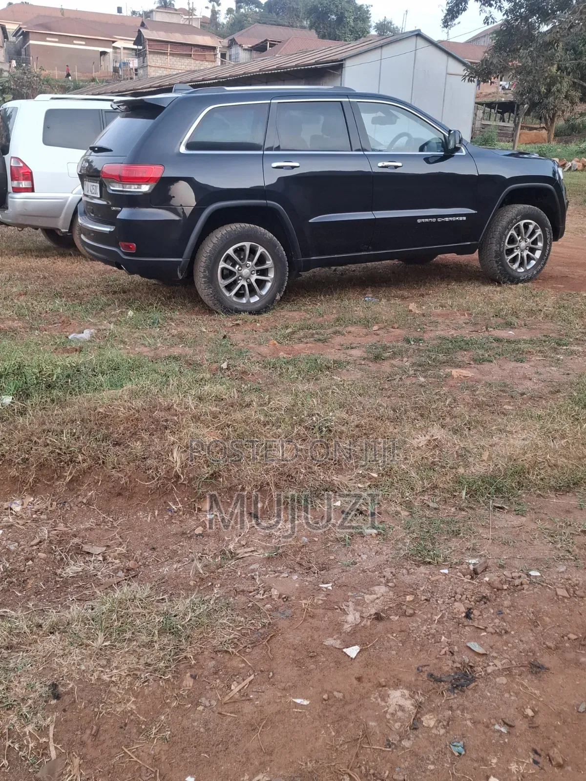 Jeep Cherokee Limited 4dr SUV 4WD (2.4L 4cyl 9A) 2015 Black