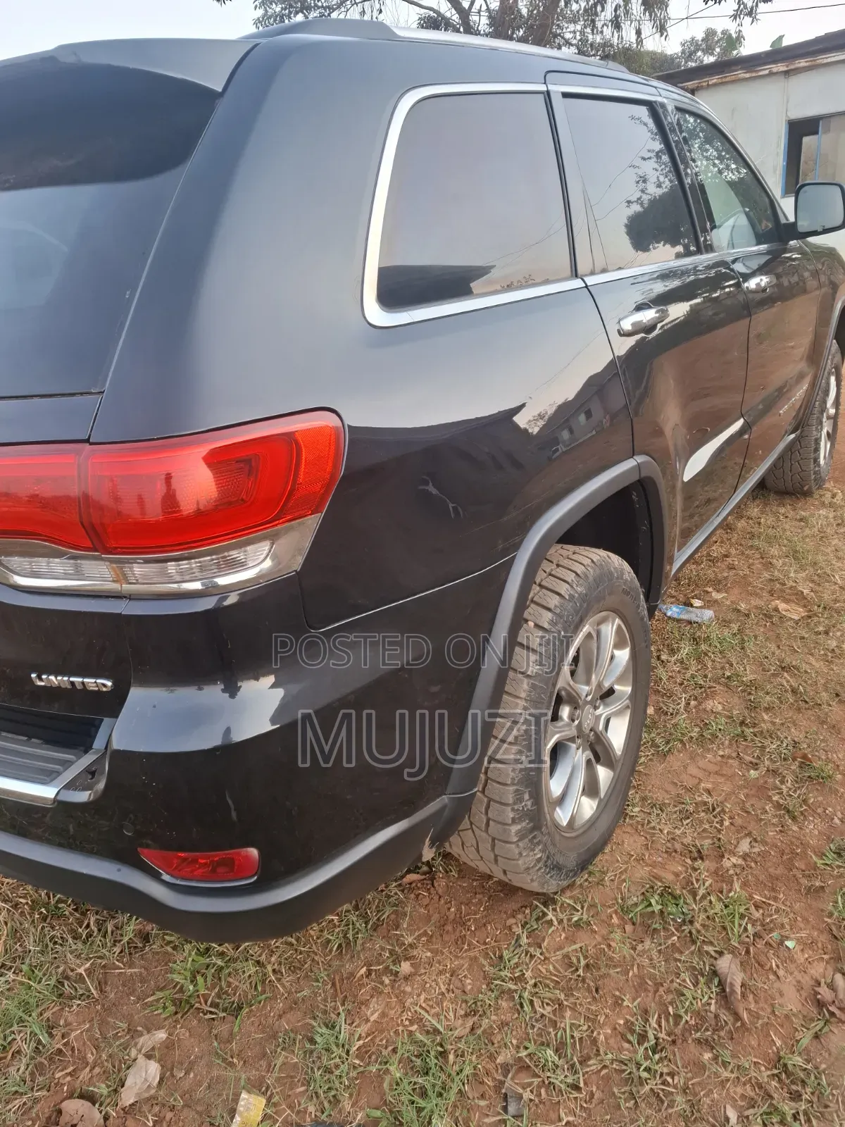 Jeep Cherokee Limited 4dr SUV 4WD (2.4L 4cyl 9A) 2015 Black