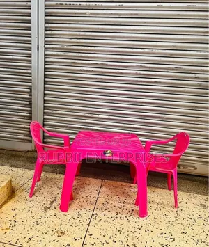1 Table + 2 Kids Chair