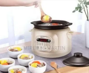 Electric Slow Cooker / Ceramic Stew Pot