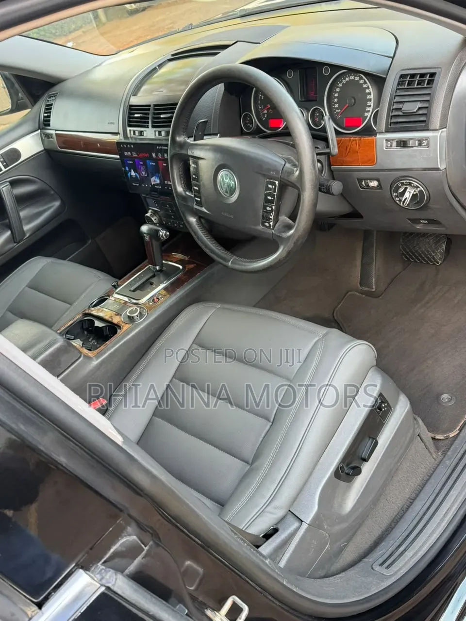Volkswagen Touareg 2008 Black