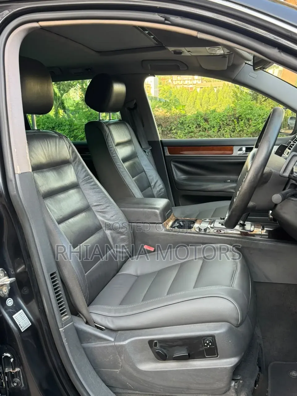 Volkswagen Touareg 2008 Black
