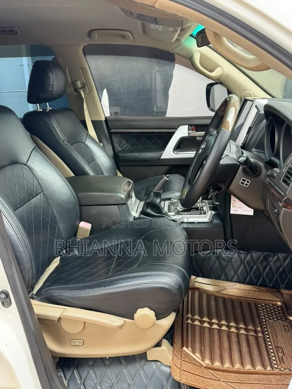 Toyota Land Cruiser Prado 2017 White