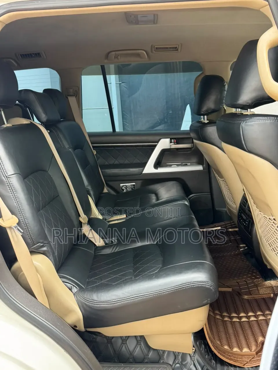 Toyota Land Cruiser Prado 2017 White