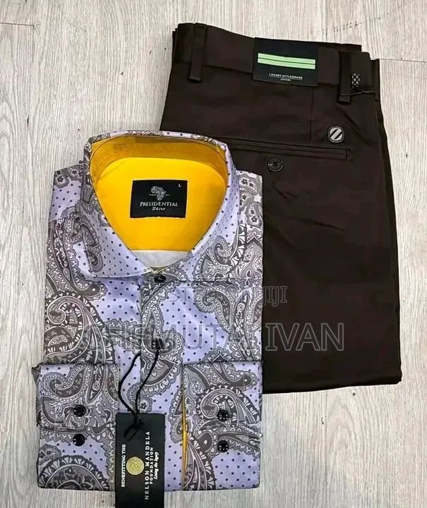 2pcs Clothing Set{khaki Pant+shirt}