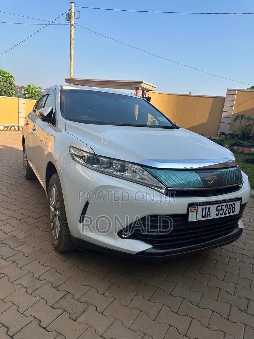Toyota Harrier 2017 White