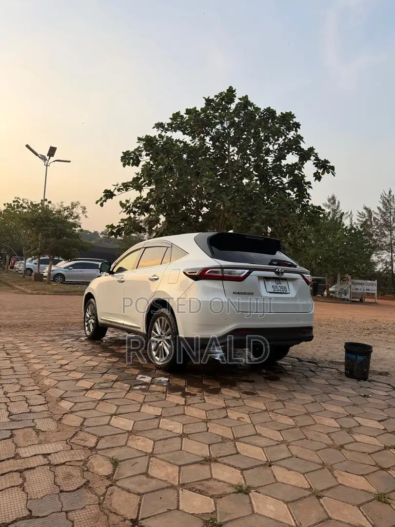 Toyota Harrier 2017 White