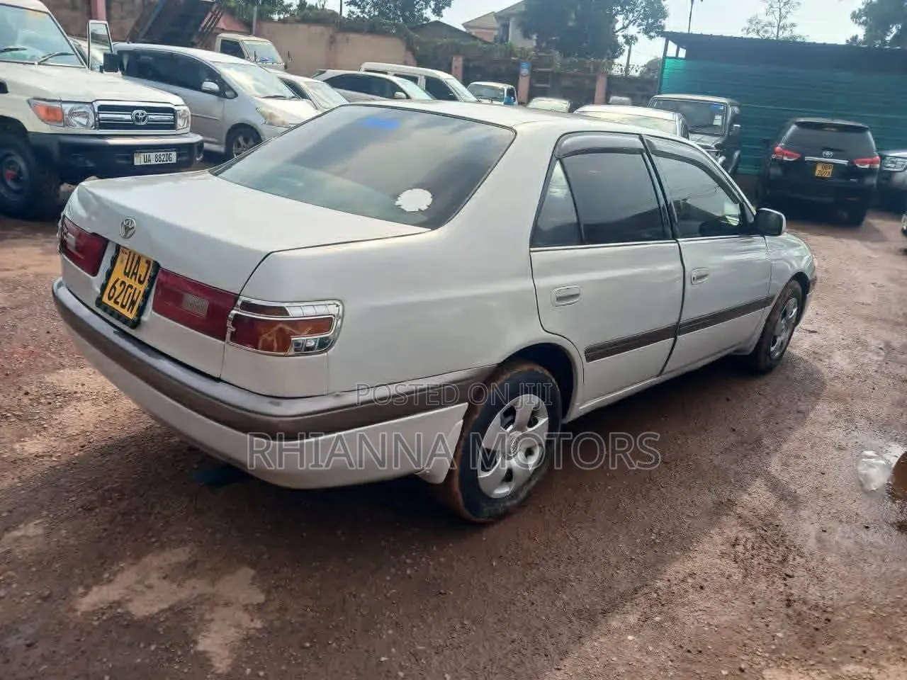Toyota Premio 2001 White
