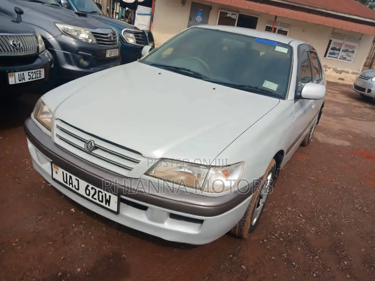Toyota Premio 2001 White