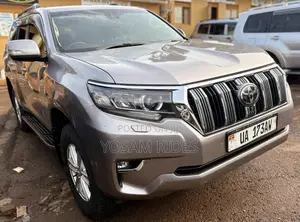 Toyota Land Cruiser Prado 2.8 2021 Gold