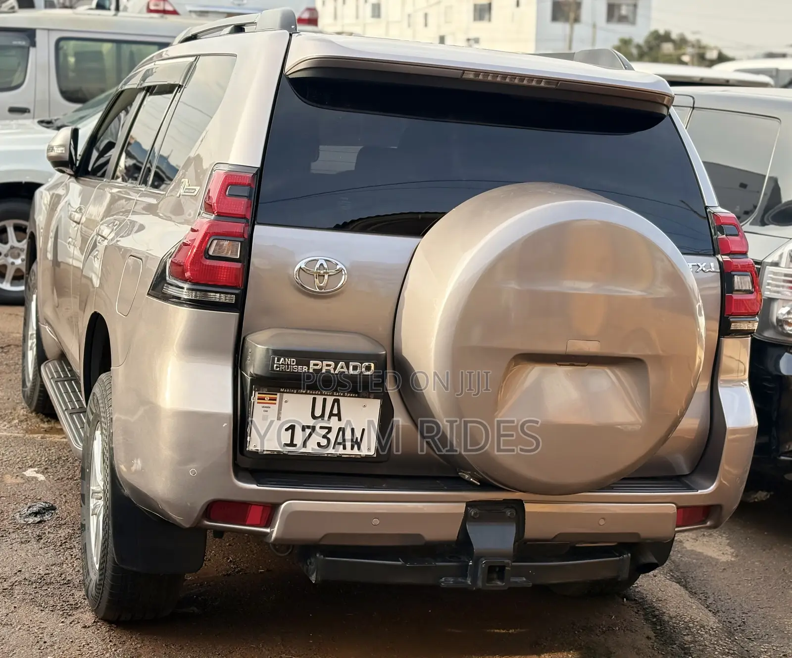 Toyota Land Cruiser Prado 2.8 2021 Gold