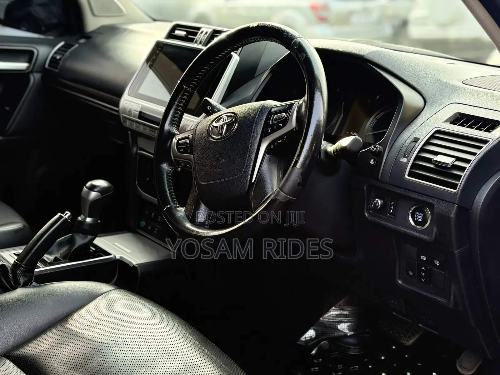 Toyota Land Cruiser Prado 2.8 2021 Gold