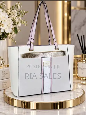 Elegant Handbag