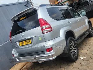 Toyota Land Cruiser Prado 2009 Silver