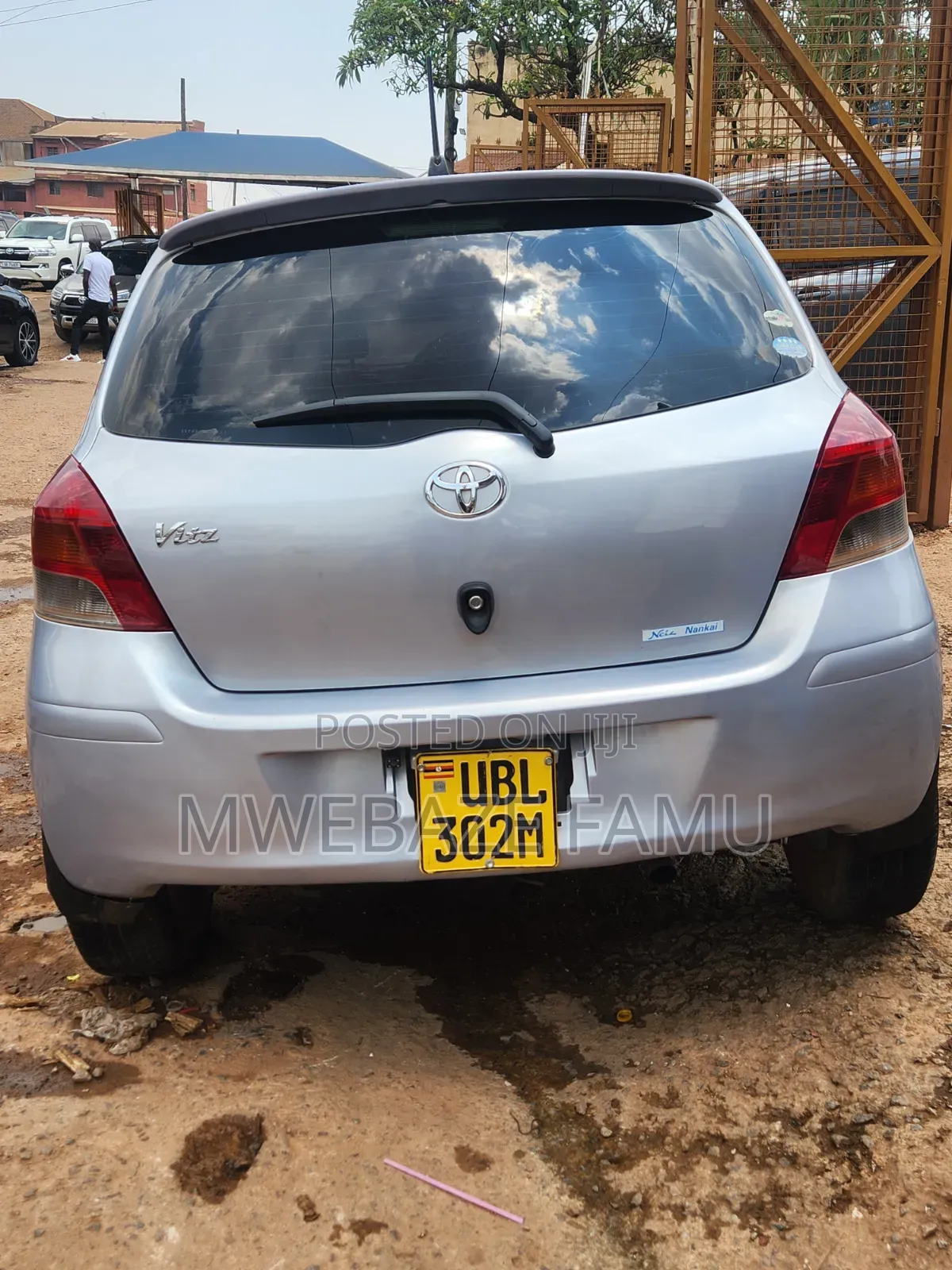 Toyota Vitz 2007 Silver