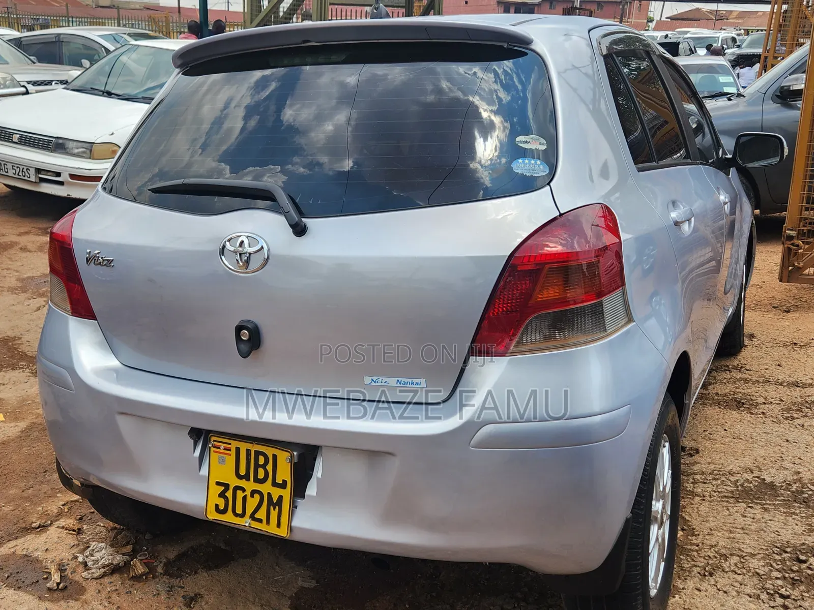 Toyota Vitz 2007 Silver