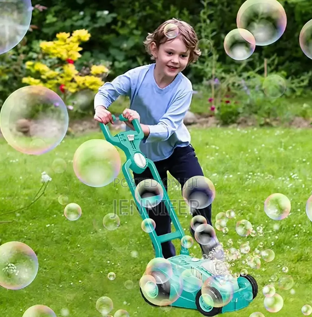 Automatic Bubble Blowing Mower With Bubble Bottle