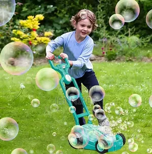 Automatic Bubble Blowing Mower With Bubble Bottle