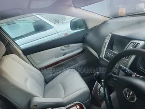 Toyota Harrier 2010 Silver