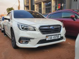 Subaru Legacy 2018 White