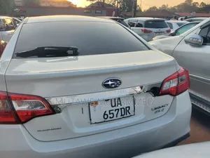 Subaru Legacy 2018 White