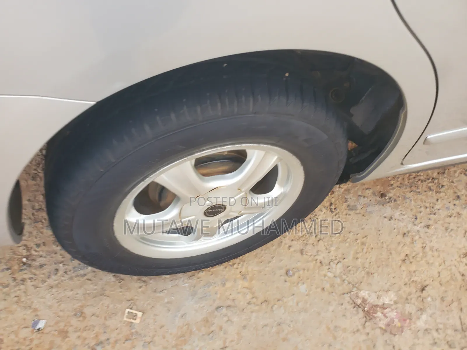 Toyota Premio 2012 Silver