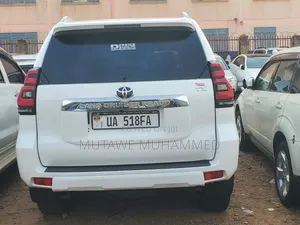 Toyota Land Cruiser Prado 2016 White