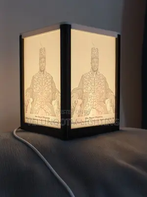 King Oyo Nyimba Kabamba Iguru Rukidi IV Glowing Light Box Photo