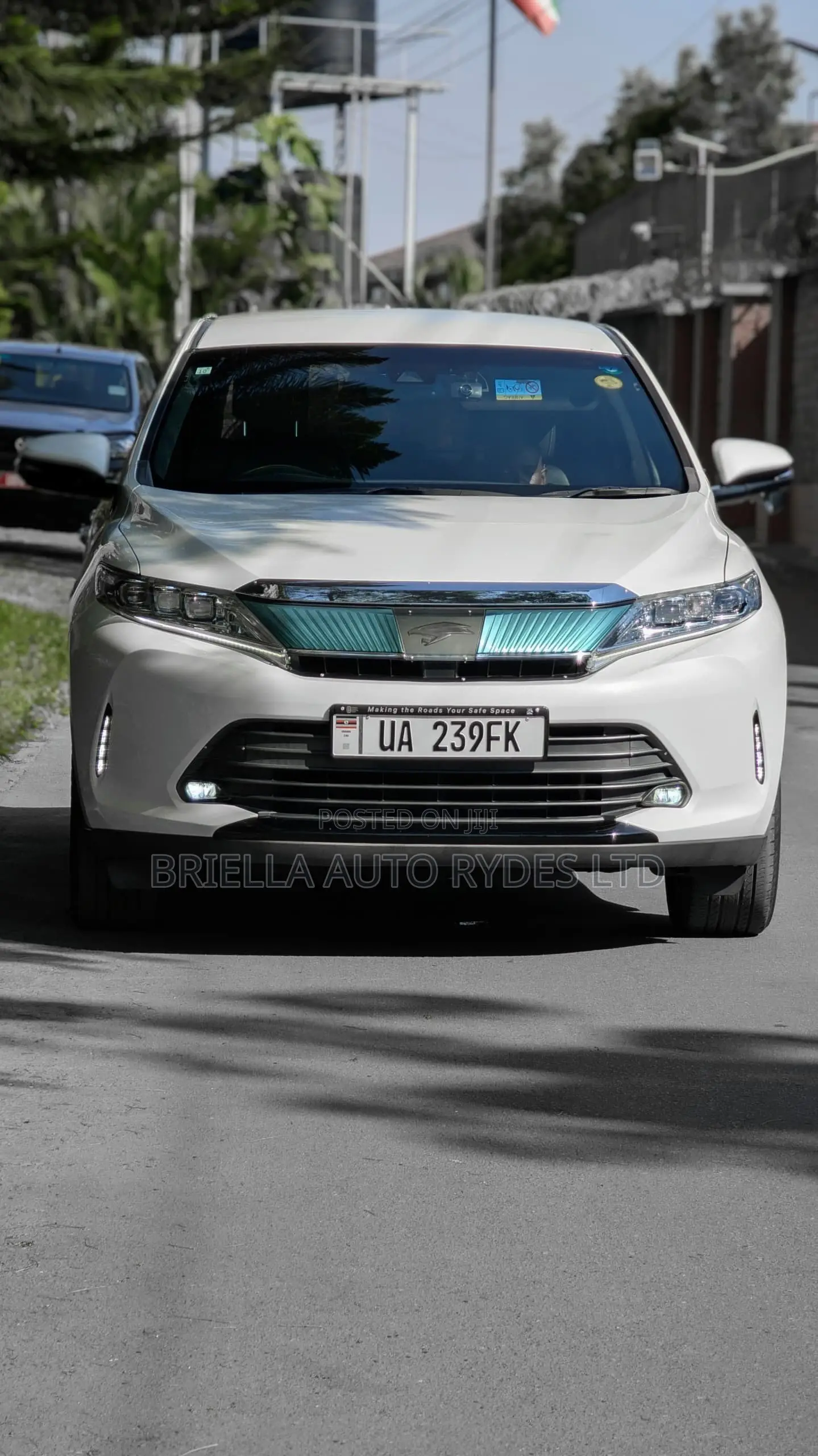 Toyota Harrier 2017 Off white