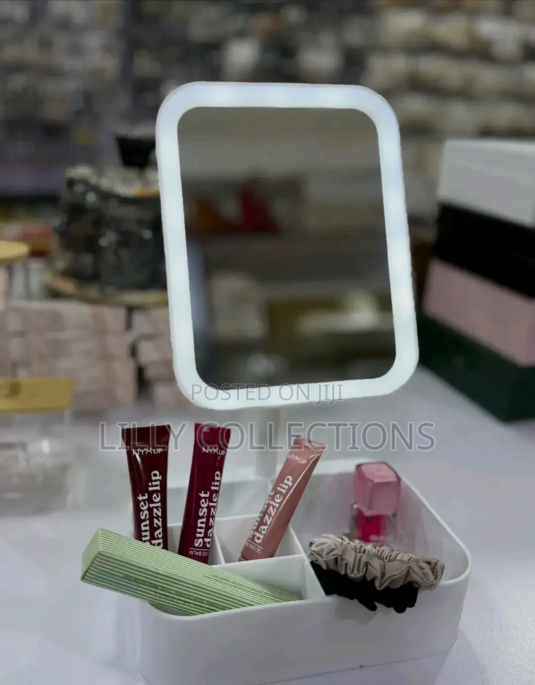 Rotating Costimetics Mirrors