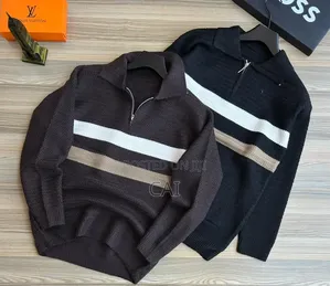 Men's Half-Zip Ribbed Knit Sweater With Horizontal Stripe Details,