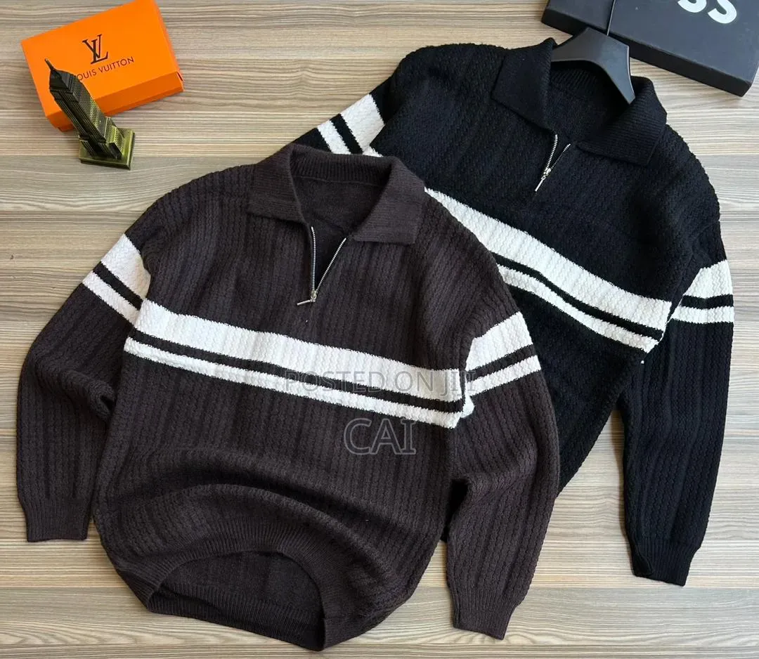 Men's Half-Zip Ribbed Knit Sweater With Horizontal Stripe Details,