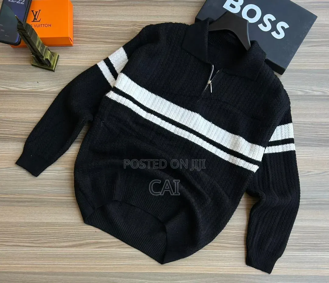Men's Half-Zip Ribbed Knit Sweater With Horizontal Stripe Details,