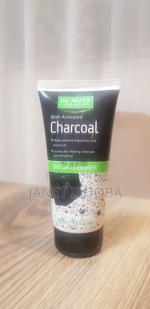 Beauty Formula Charcoal Detox Cleanse