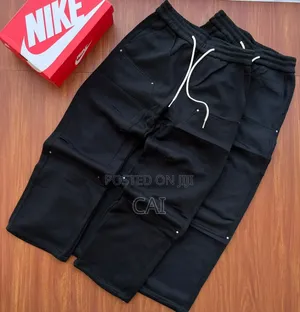 Casual Sho Relaxed-Fit Cargo or Utility Sweatpants
