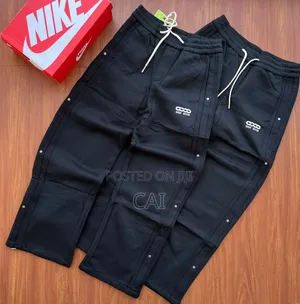 Casual Sho Relaxed-Fit Cargo or Utility Sweatpants