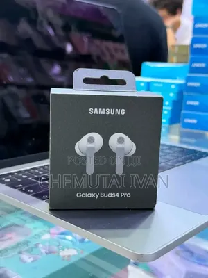 True Wireless Earbuds Samsung Galaxy Buds 4 Pro