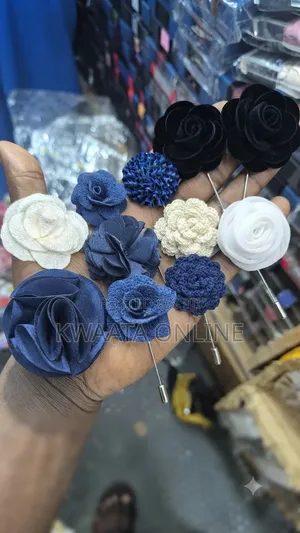 Men's Lapel Pin Fabric Flower Decor Boutonniere Pin Wedding Brooch