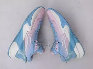 Li-Ning Size 43eur/8.5uk/9.5us Available Halla