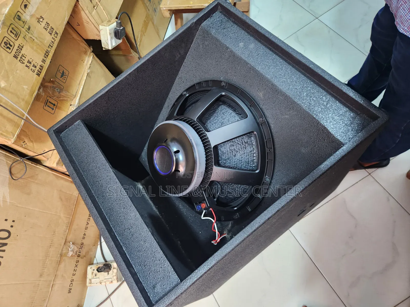 Ev Singal Bass Black