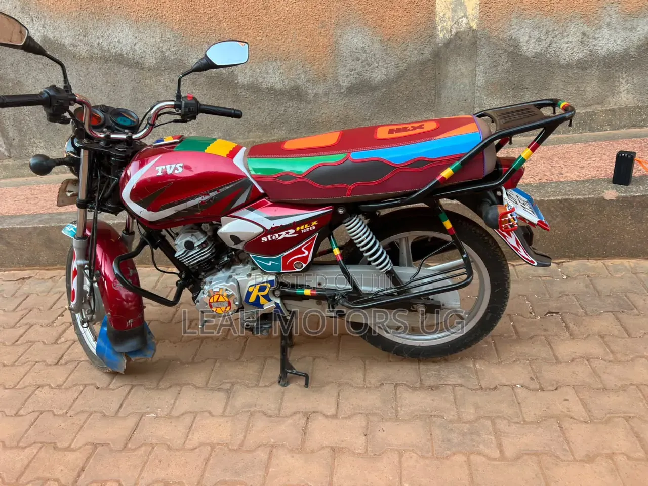 TVS HLX 125 2023 Red