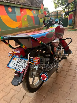 TVS HLX 125 2023 Red