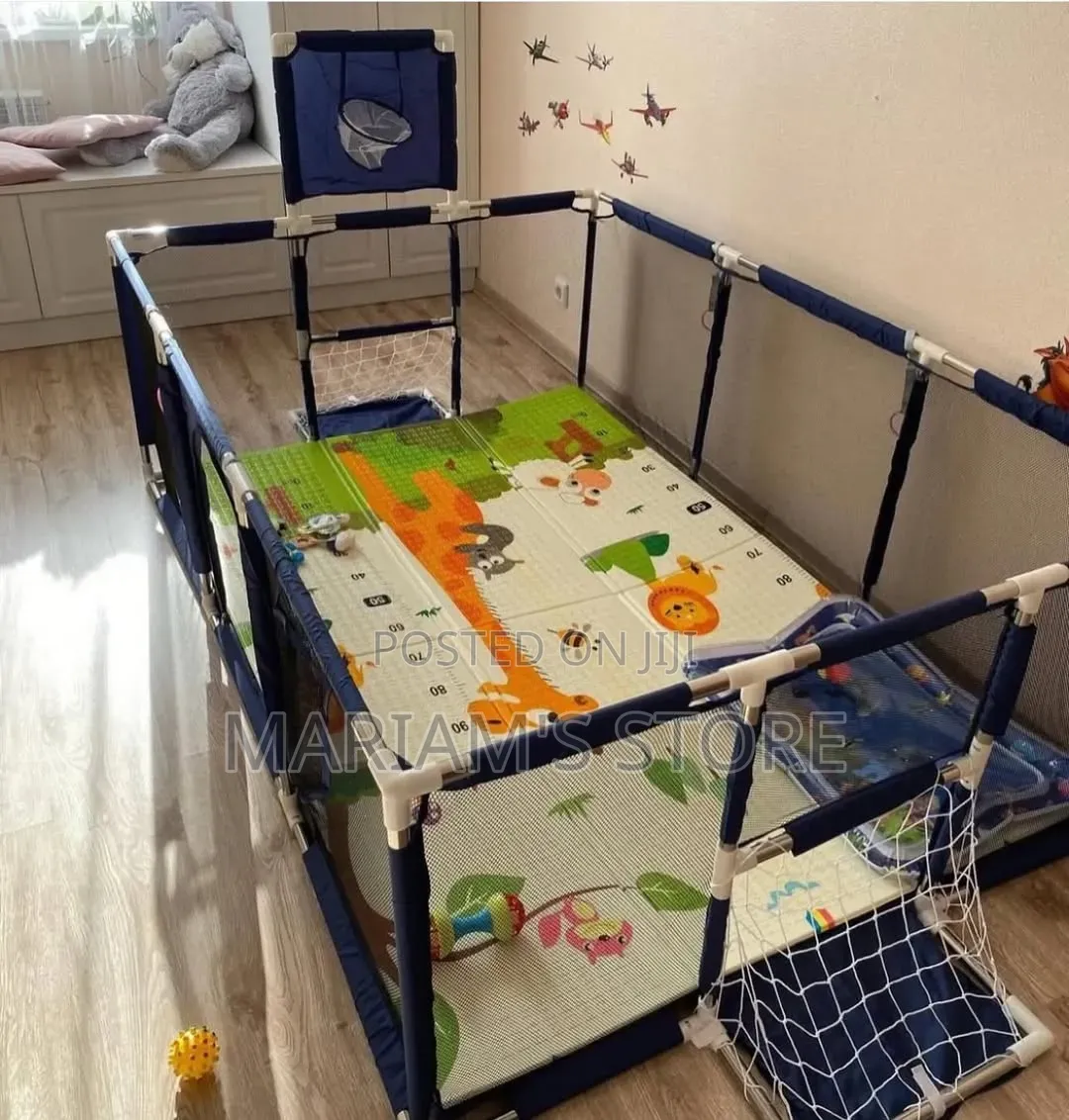 Baby Playpen With Crawling Mat and Basketball Hoops.