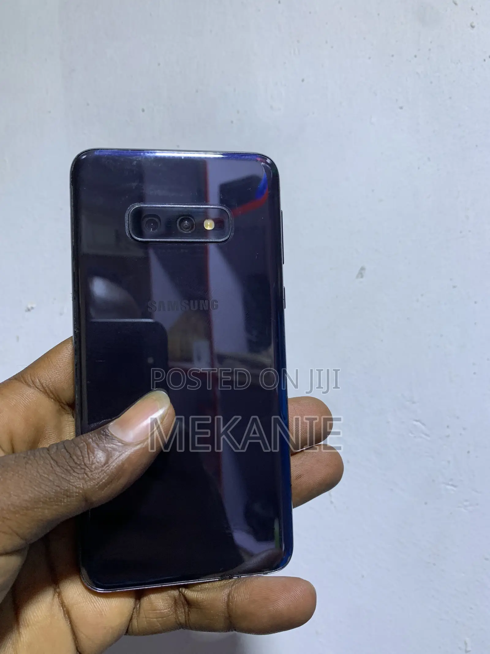 Samsung Galaxy S10e 128 GB Black