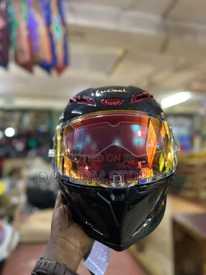 Glossy Carbon Fiber Full-Face Motorcycle Helmet